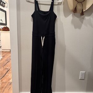 Vuori Mudra Black Jumpsuit - Medium
